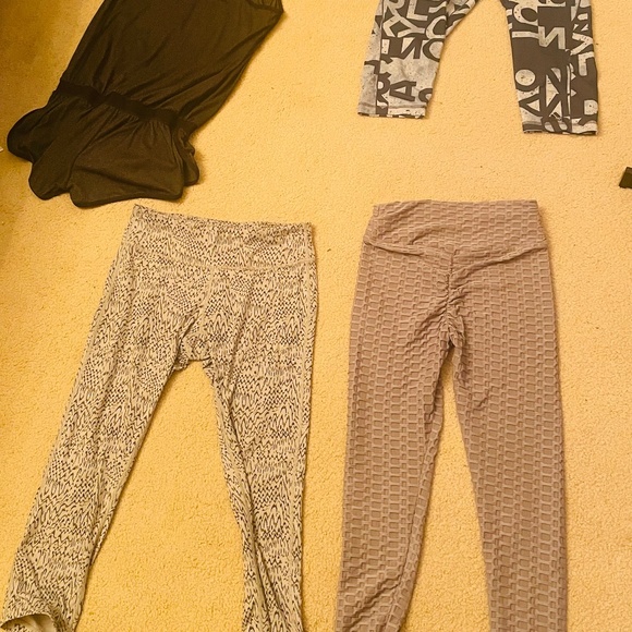 Workout pants and onsy - Picture 1 of 9